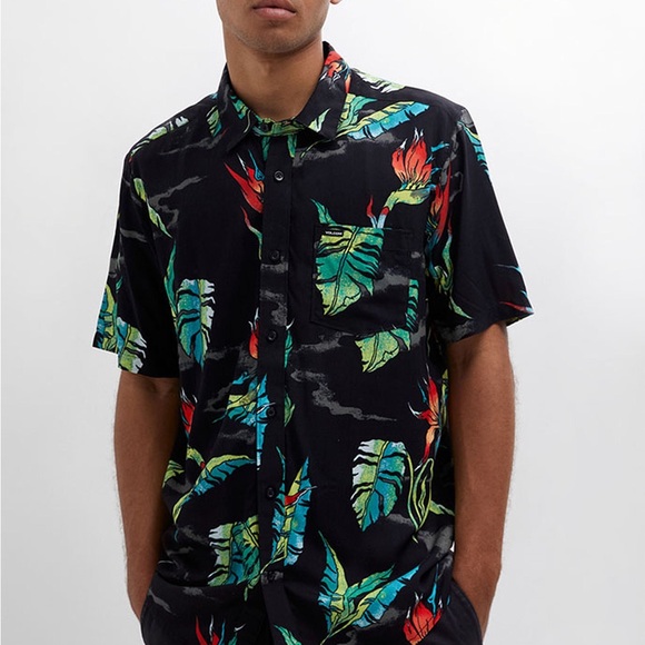 Volcom Birds of Raredise Camp Shirt - Picture 1 of 6